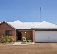 Cozy Cottage - Dalby Accommodation