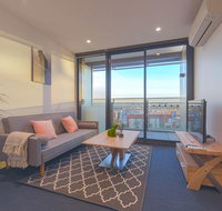 Cozy Melbourne Star 2 Bedroom Apartment Docklands - Dalby Accommodation