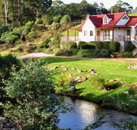 Crabtree Riverfront Cottages - Dalby Accommodation