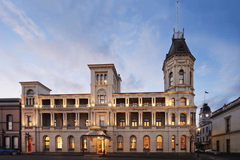 Craig's Royal Hotel - Dalby Accommodation 0