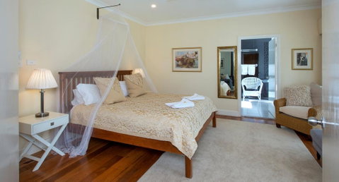 Crystal Creek Meadows - Dalby Accommodation 2