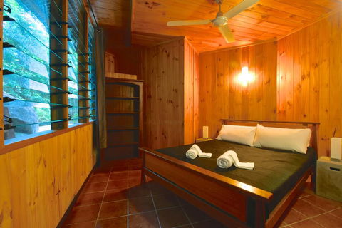Daintree Cascades - Dalby Accommodation 3
