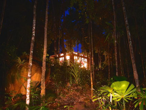 Daintree Cascades - Dalby Accommodation 2