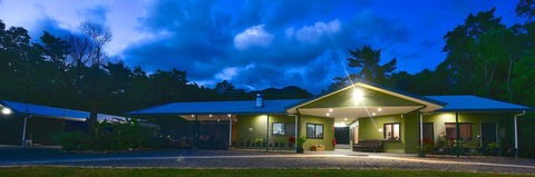 Daintree Peaks ECO Stays - Dalby Accommodation 0
