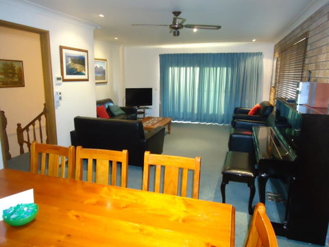 Dalmeny Shores - Dalby Accommodation 3