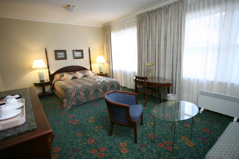 Darcy's Hotel - Dalby Accommodation 1