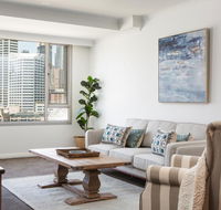 Darling Harbour Apartment with Parking Views Pool - Dalby Accommodation