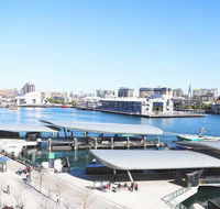 Darling harbour Waterview Luxury Apartment - Dalby Accommodation