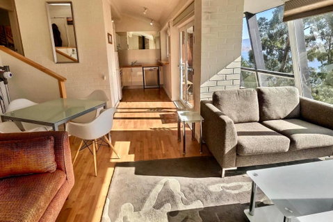 Dauphine 1/23 Townsend Street - Dalby Accommodation 1