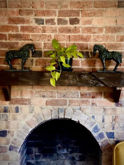 Dawesley Cottage - Dalby Accommodation 3