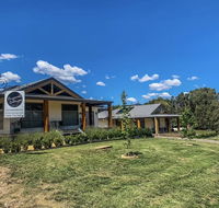 Daysend Cottages - Dalby Accommodation