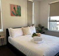 Delicate and Peaceful Bundoora Townhouse 11-R2