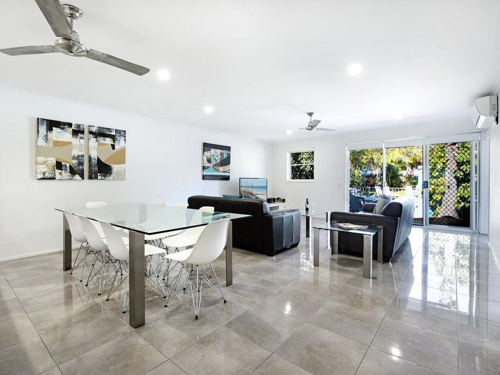 Nobby Beach QLD Dalby Accommodation