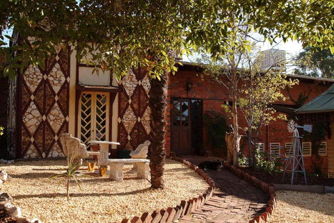 Diamond House Heritage Restaurant And Motor Inn - Dalby Accommodation 1