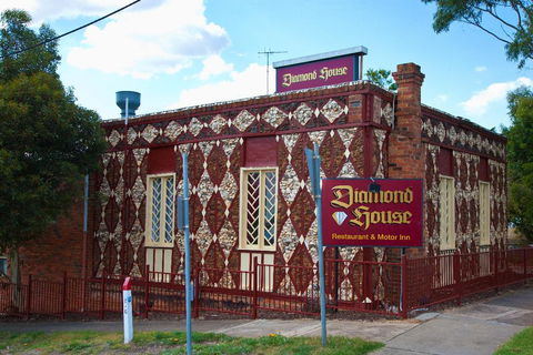 Diamond House Heritage Restaurant And Motor Inn - Dalby Accommodation 0