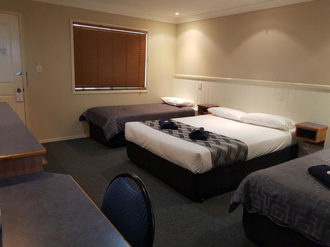 Dirranbandi Motor Inn - Dalby Accommodation 2