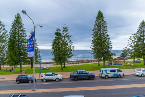 Dive Hotel - Dalby Accommodation 2