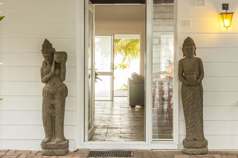 Drift Beach House Getaway - Dalby Accommodation 3