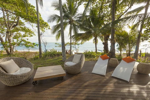 Drift Beach House Getaway - Dalby Accommodation 0