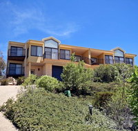 Dromaius 5 - Great Views of The Snowy Mountains - Dalby Accommodation