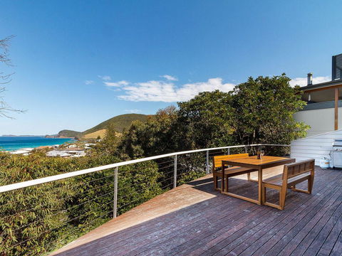 Duggan House - Dalby Accommodation 0
