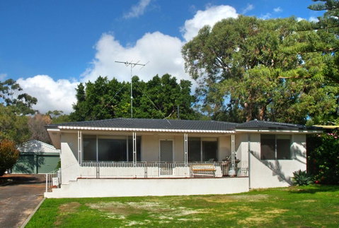 Eagle Bay Beach House - Dalby Accommodation 0