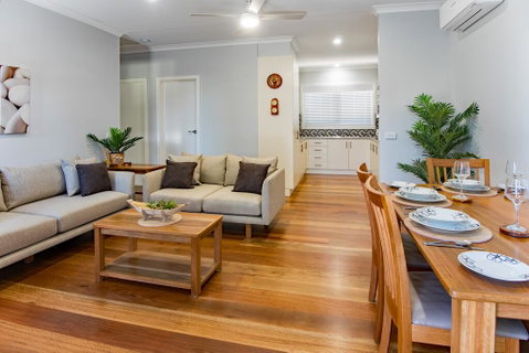 EAGLE VIEW UNIT 5 STAR - Dalby Accommodation 1