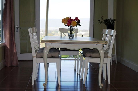 Eagle's View Bed & Breakfast - Dalby Accommodation 2
