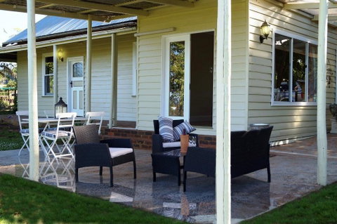 Eagle's View Bed & Breakfast - Dalby Accommodation 1