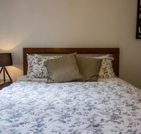 East Melbourne - Dalby Accommodation