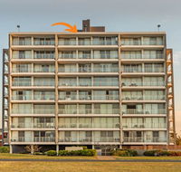 Ebbtide 38 - On The Beach - Dalby Accommodation
