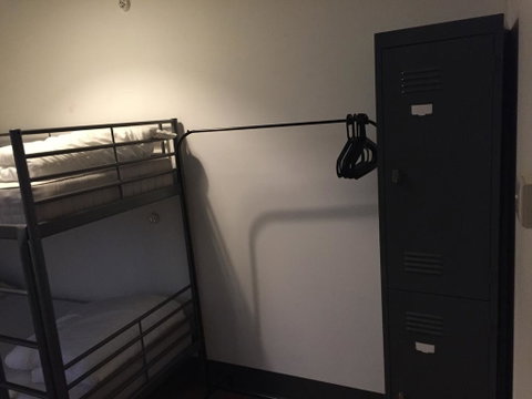 EBS Sydney Hostel - Dalby Accommodation 2