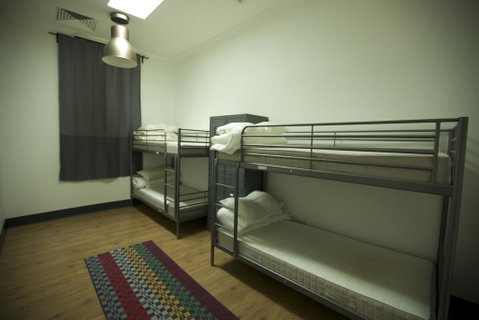 EBS Sydney Hostel - Dalby Accommodation 0
