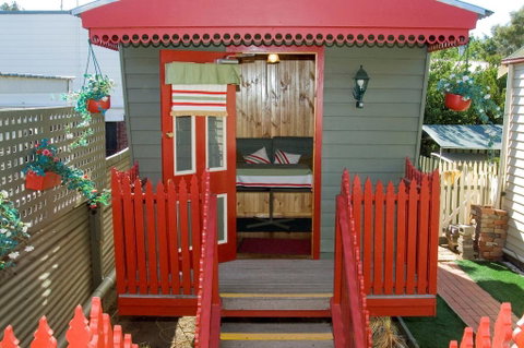 Echuca Gardens - Dalby Accommodation 3