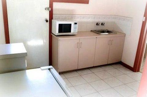 Echuca Motel - Dalby Accommodation 1