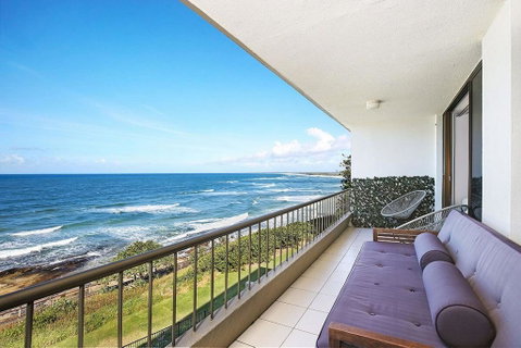Edgecliffe Unit 7, 4 Bulcock Beach Esplanade Kings Beach - Dalby Accommodation 0