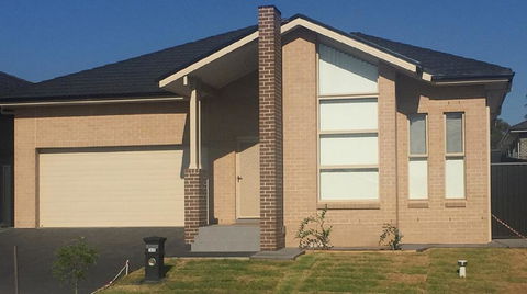 Edmondson Villas Sydney - Dalby Accommodation 1