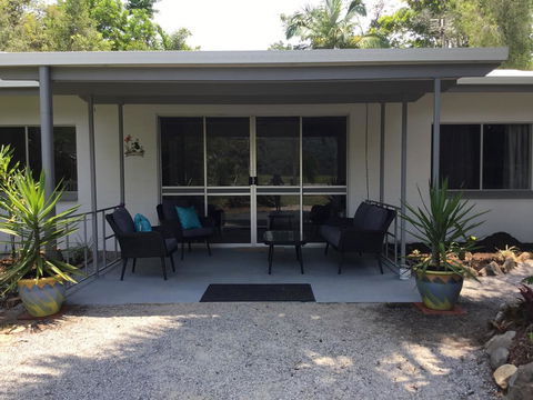 Egrets Rest - Dalby Accommodation 1