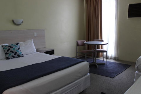 El Toro Motor Inn - Dalby Accommodation 1