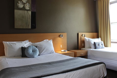 El Toro Motor Inn - Dalby Accommodation 0