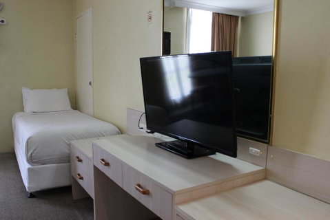 El Toro Motor Inn - Dalby Accommodation 2