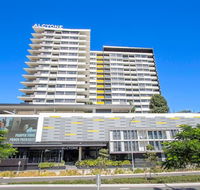 Elite elegance 2BRHamilton APT with Parking - Dalby Accommodation
