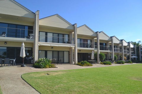 ELSINOR Townhouse 4 Mulwala - Dalby Accommodation 0