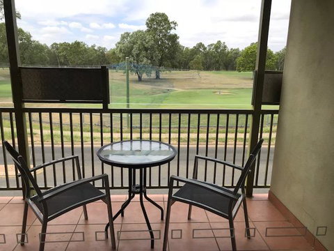 Emerald Executive Apartments - Dalby Accommodation 1