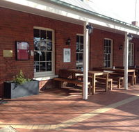 Emeu Inn Bed  Breakfast - Dalby Accommodation