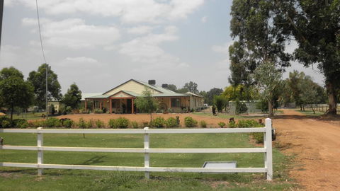 Enderslie House Bed & Breakfast - Dalby Accommodation 1