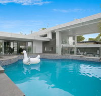 Essence of Broadbeach - Dalby Accommodation
