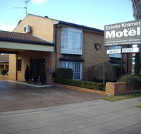Estelle Kramer Motel - Dalby Accommodation