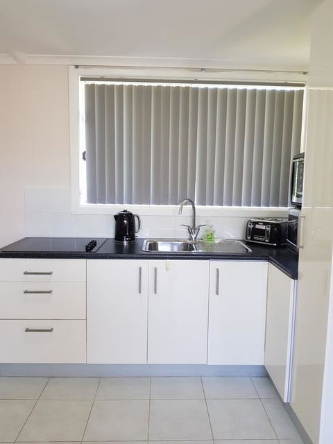 Excellent St Granny Flat - Dalby Accommodation 2