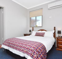 Eyre Hotel - Dalby Accommodation